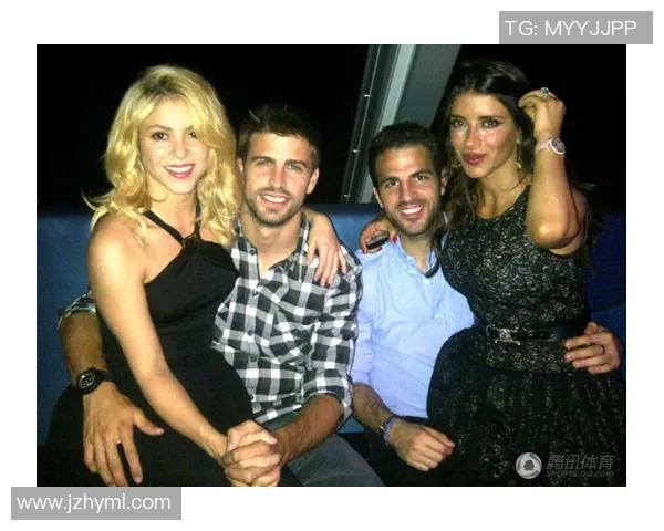 英超足球明星的女友们：她们的魅力与生活背后的故事揭秘