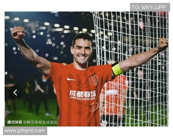 足球明星巨幅海报高清展示引领球迷热潮尽享视觉盛宴